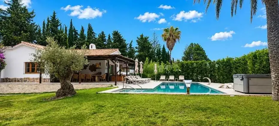 Villa Yaounde — Marbella 2024